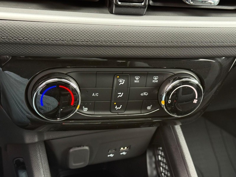 Chevrolet TrailBlazer Vehicle Full-screen Gallery Image 18