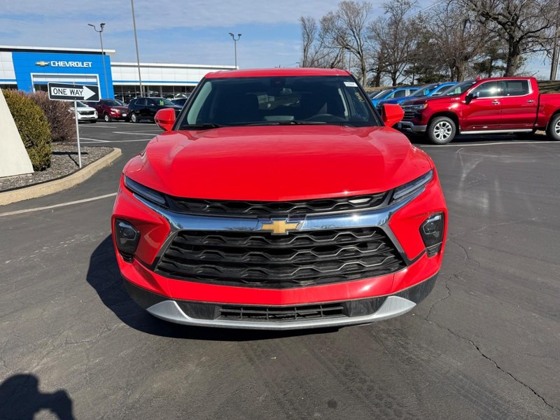 Chevrolet Blazer Vehicle Full-screen Gallery Image 10