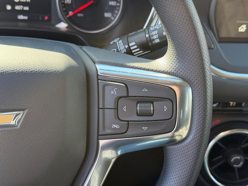 Chevrolet Blazer Vehicle Full-screen Gallery Image 24