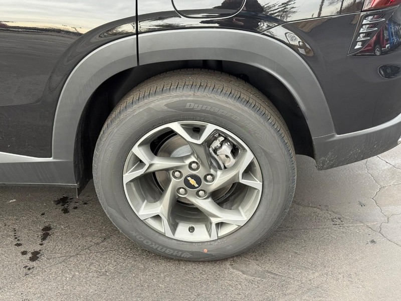 Chevrolet Trax Vehicle Full-screen Gallery Image 4