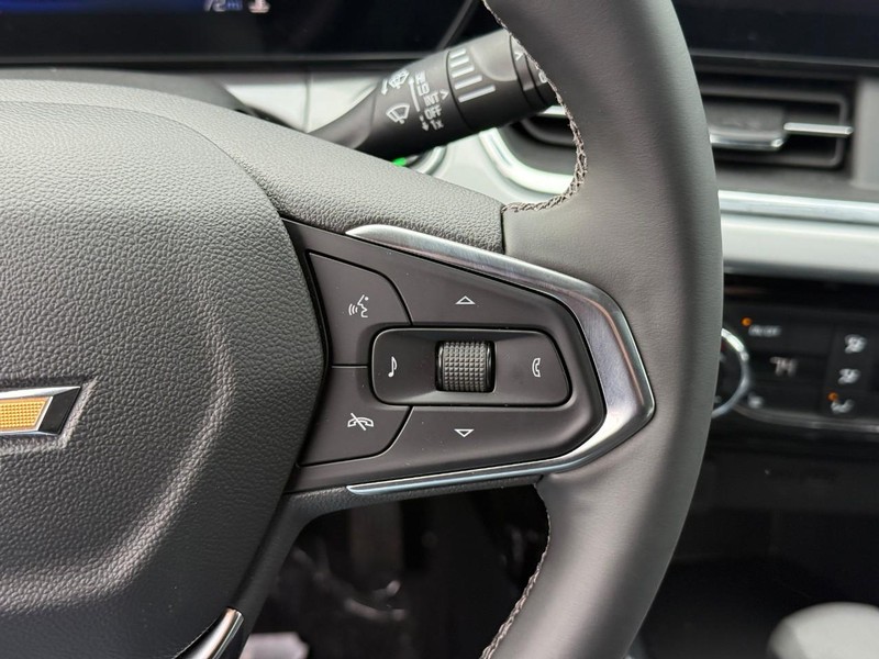 Chevrolet Trax Vehicle Full-screen Gallery Image 20