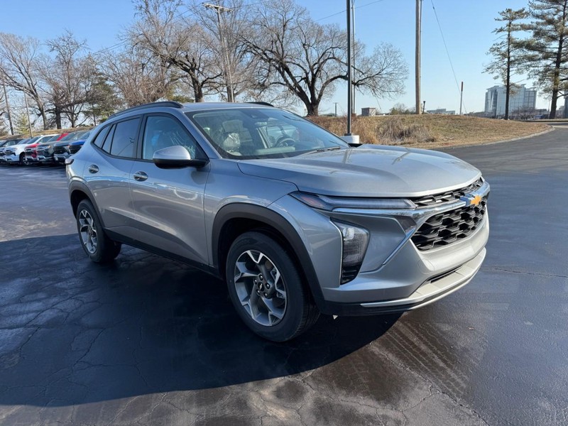 Chevrolet Trax Vehicle Full-screen Gallery Image 7