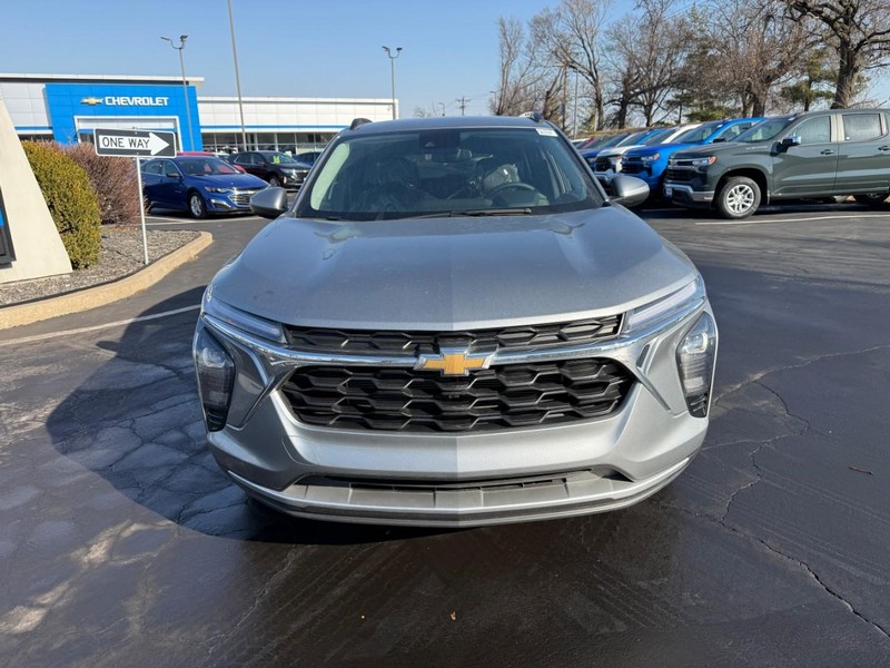 Chevrolet Trax Vehicle Full-screen Gallery Image 8