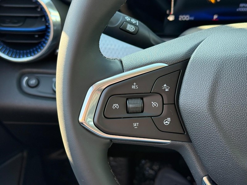 Chevrolet Trax Vehicle Full-screen Gallery Image 18