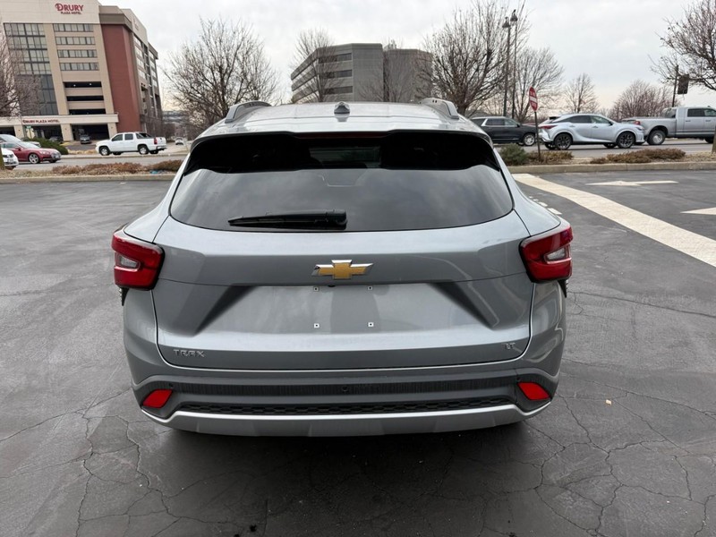 Chevrolet Trax Vehicle Full-screen Gallery Image 6