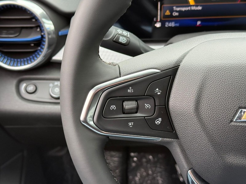 Chevrolet Trax Vehicle Full-screen Gallery Image 18