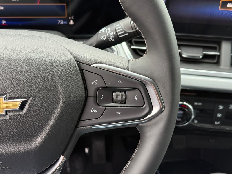 Chevrolet Trax Vehicle Full-screen Gallery Image 19