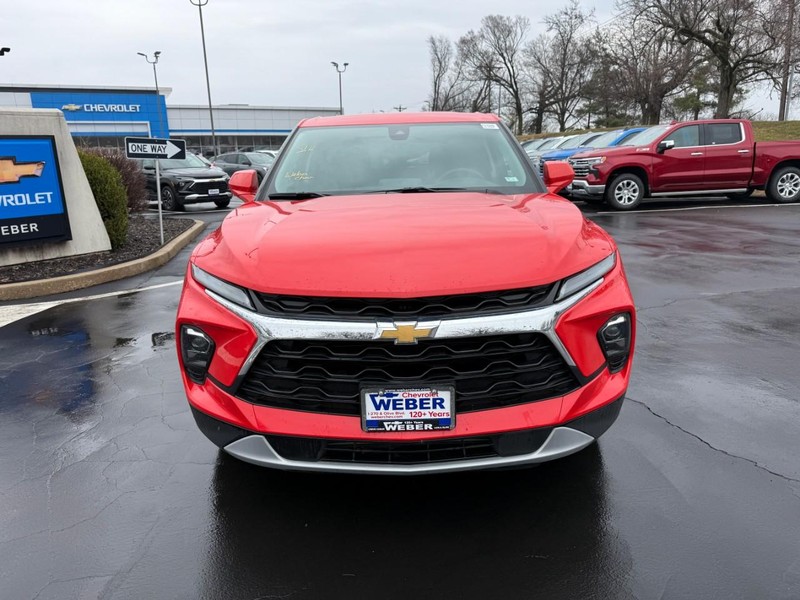 Chevrolet Blazer Vehicle Full-screen Gallery Image 10