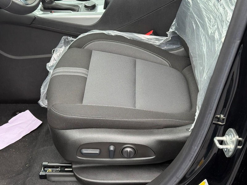 Chevrolet Blazer Vehicle Full-screen Gallery Image 18