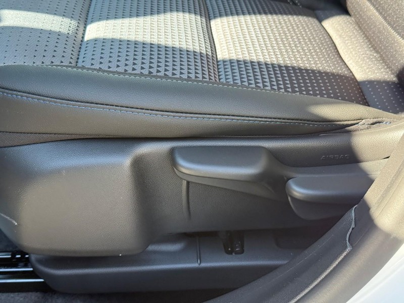 Chevrolet Trax Vehicle Full-screen Gallery Image 19