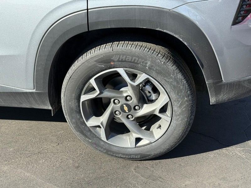 Chevrolet Trax Vehicle Full-screen Gallery Image 4