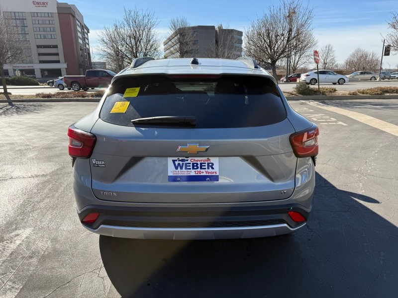 Chevrolet Trax Vehicle Full-screen Gallery Image 6