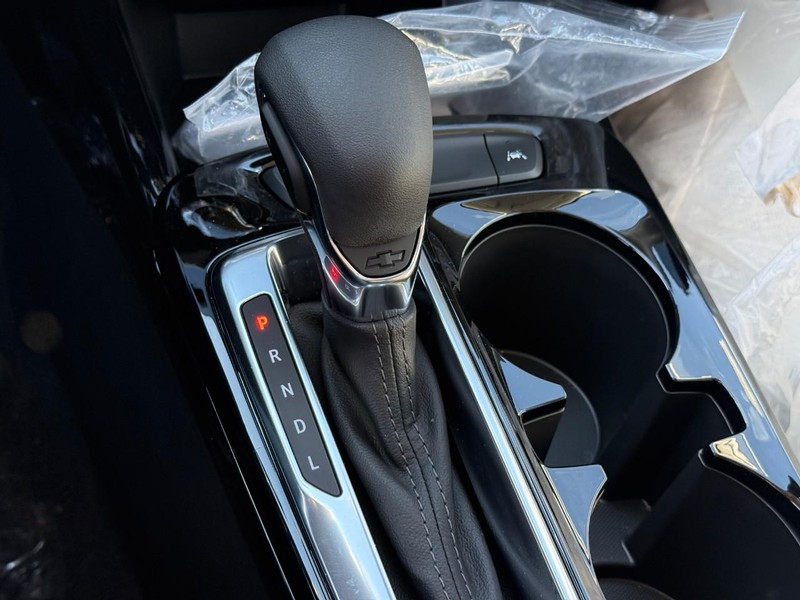 Chevrolet Trax Vehicle Full-screen Gallery Image 21