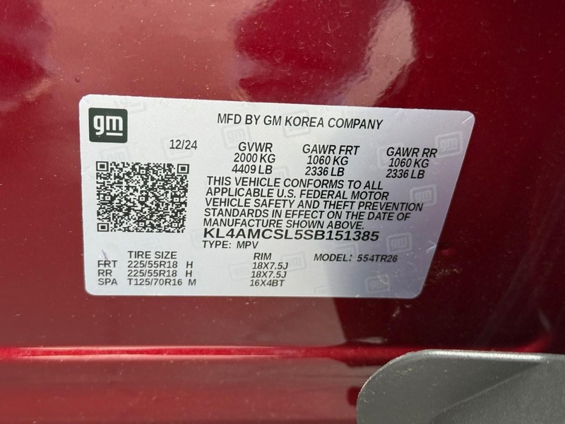 Buick Encore GX Vehicle Full-screen Gallery Image 24