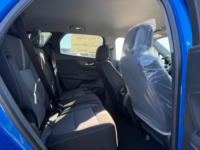 Chevrolet Blazer Vehicle Full-screen Gallery Image 11