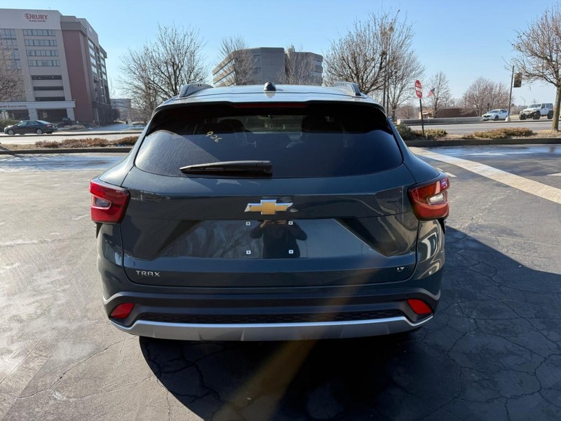 Chevrolet Trax Vehicle Full-screen Gallery Image 7