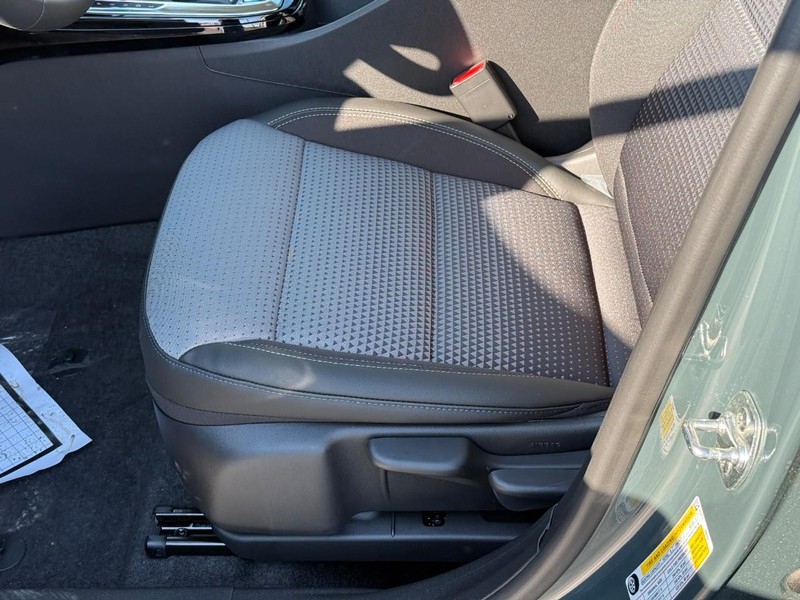 Chevrolet Trax Vehicle Full-screen Gallery Image 18