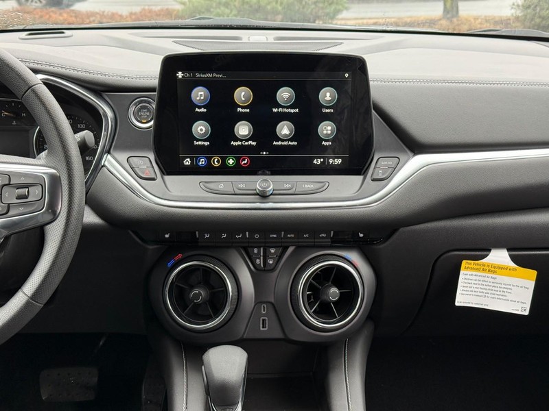 Chevrolet Blazer Vehicle Full-screen Gallery Image 14