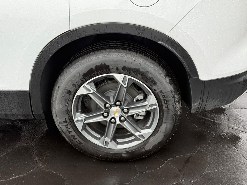 Chevrolet Blazer Vehicle Full-screen Gallery Image 04