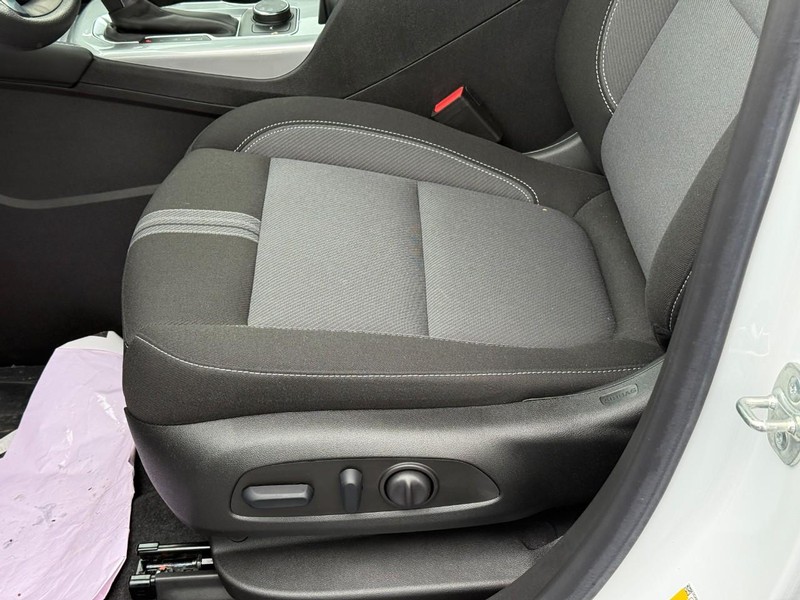 Chevrolet Blazer Vehicle Full-screen Gallery Image 18