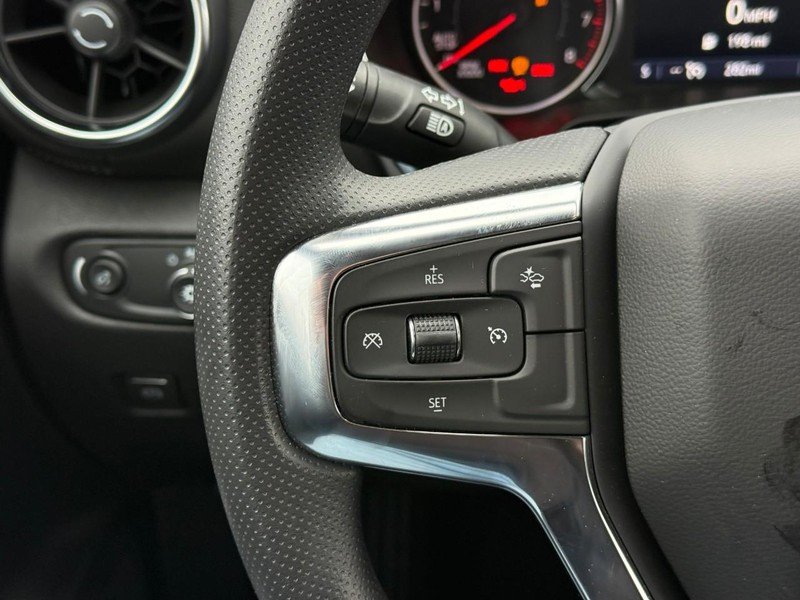 Chevrolet Blazer Vehicle Full-screen Gallery Image 20