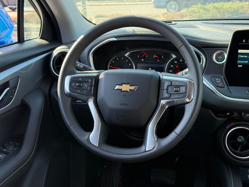 Chevrolet Blazer Vehicle Full-screen Gallery Image 13