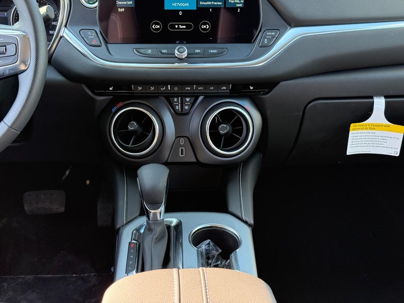 Chevrolet Blazer Vehicle Full-screen Gallery Image 15