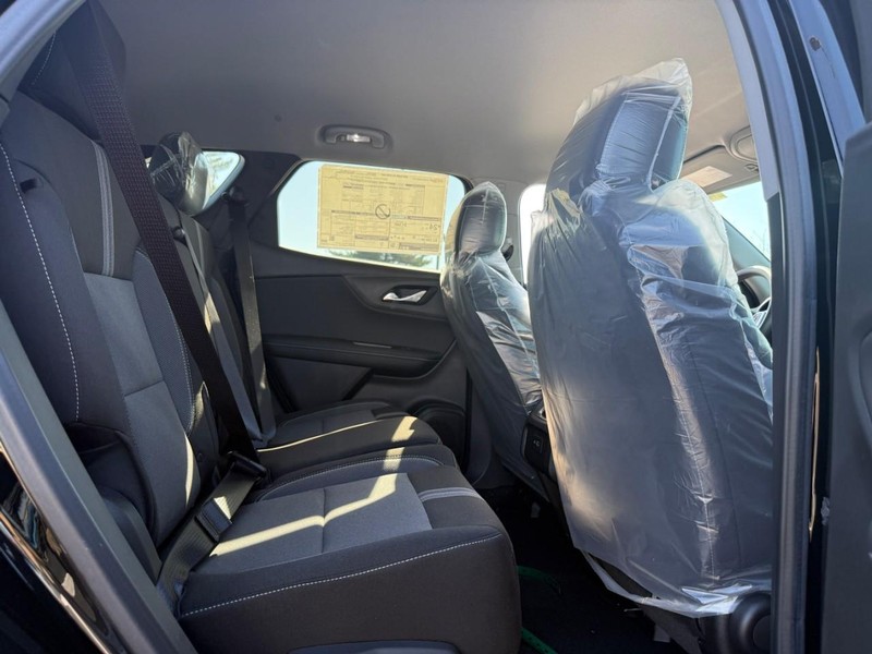 Chevrolet Blazer Vehicle Full-screen Gallery Image 11
