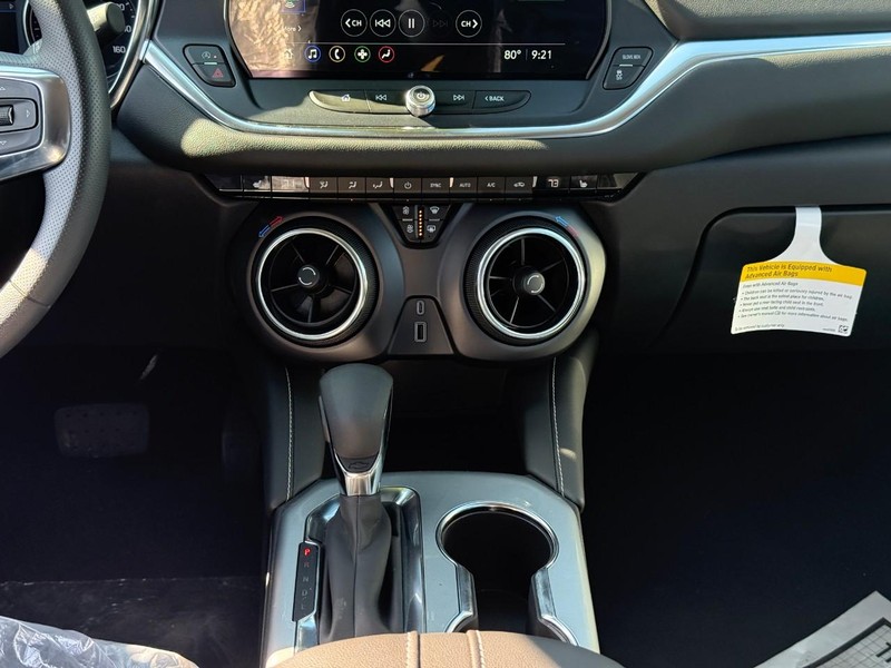 Chevrolet Blazer Vehicle Full-screen Gallery Image 15