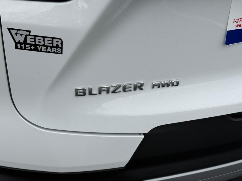 Chevrolet Blazer Vehicle Full-screen Gallery Image 5