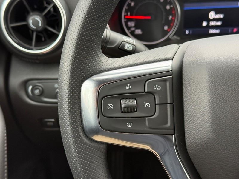 Chevrolet Blazer Vehicle Full-screen Gallery Image 20