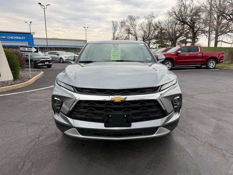 Chevrolet Blazer Vehicle Full-screen Gallery Image 10