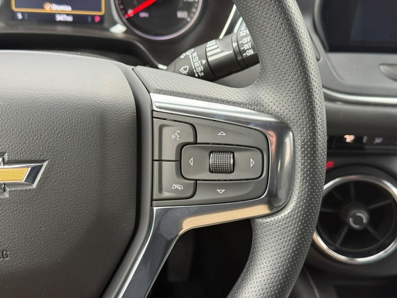 Chevrolet Blazer Vehicle Full-screen Gallery Image 19