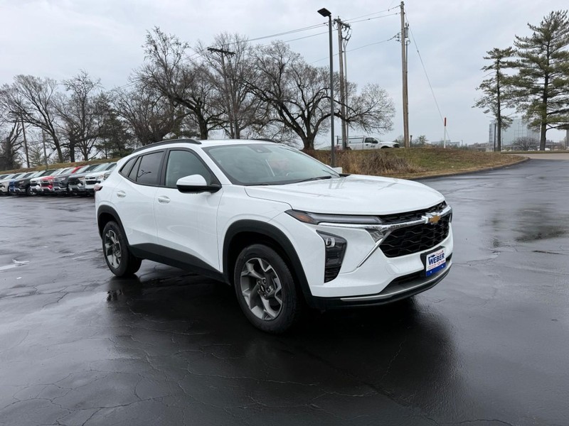 Chevrolet Trax Vehicle Full-screen Gallery Image 8