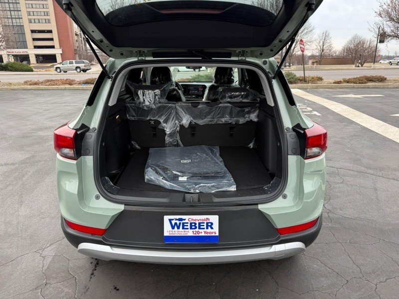 Chevrolet TrailBlazer Vehicle Full-screen Gallery Image 6