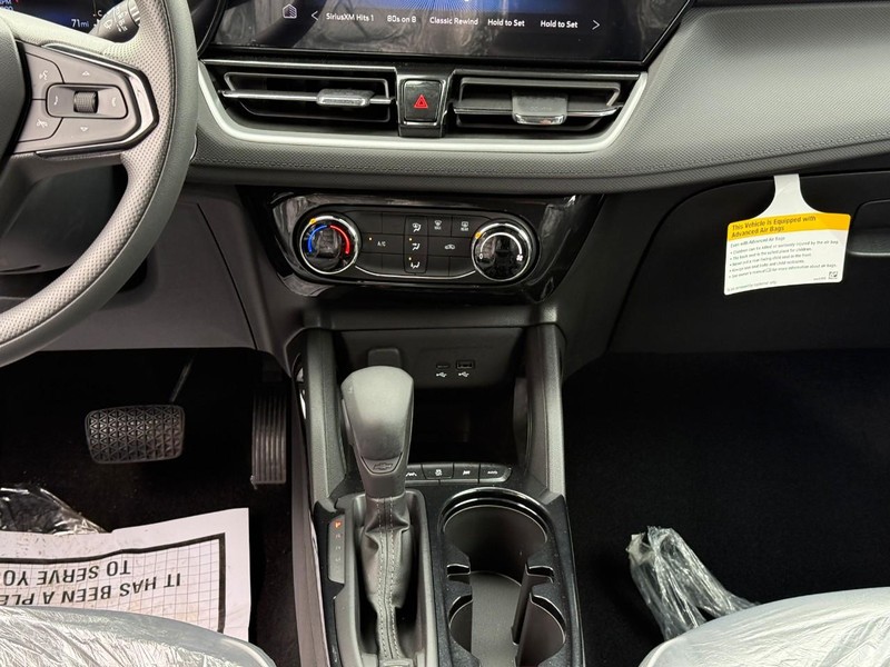 Chevrolet TrailBlazer Vehicle Full-screen Gallery Image 15