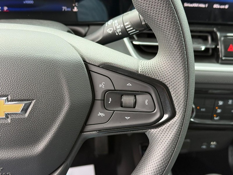 Chevrolet TrailBlazer Vehicle Full-screen Gallery Image 18