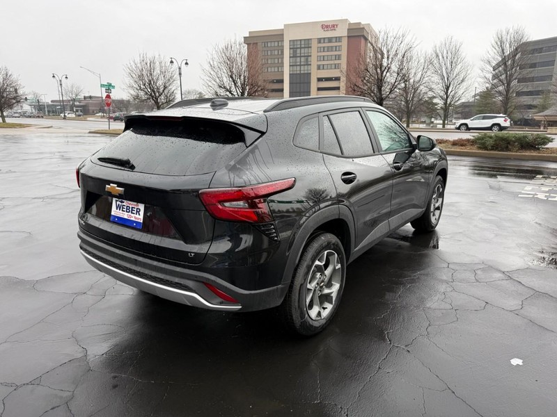 Chevrolet Trax Vehicle Full-screen Gallery Image 7