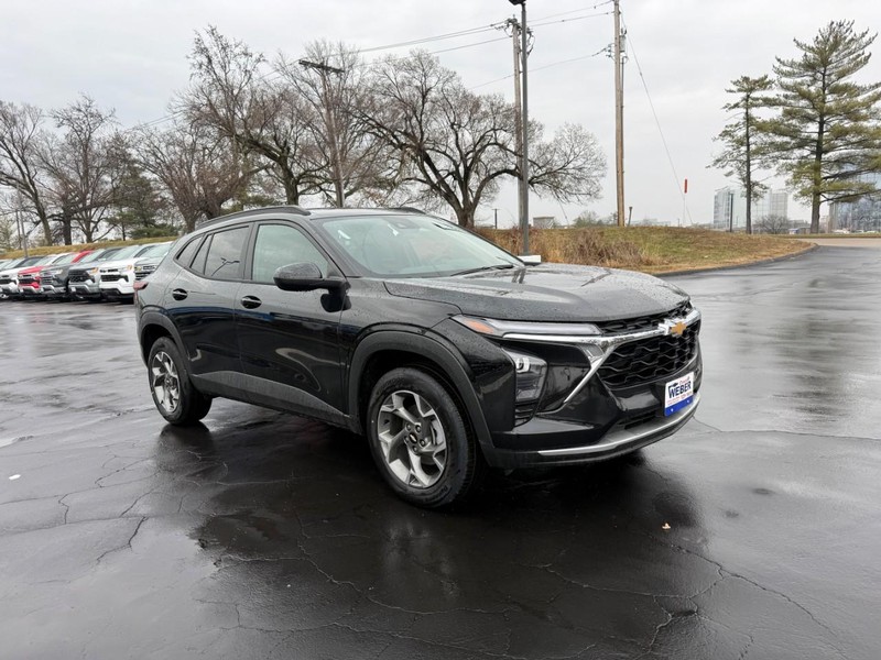 Chevrolet Trax Vehicle Full-screen Gallery Image 8