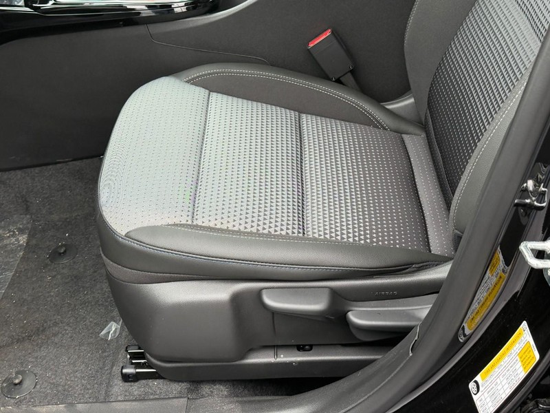 Chevrolet Trax Vehicle Full-screen Gallery Image 16