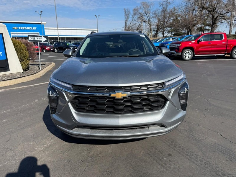 Chevrolet Trax Vehicle Full-screen Gallery Image 10