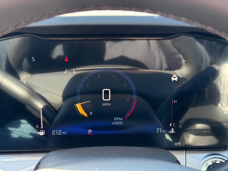 Chevrolet Trax Vehicle Full-screen Gallery Image 19