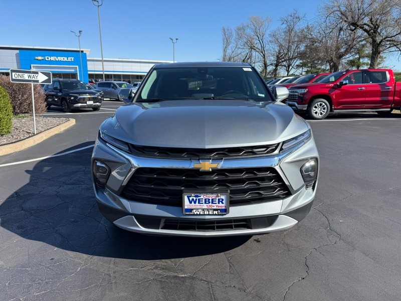 Chevrolet Blazer Vehicle Full-screen Gallery Image 10