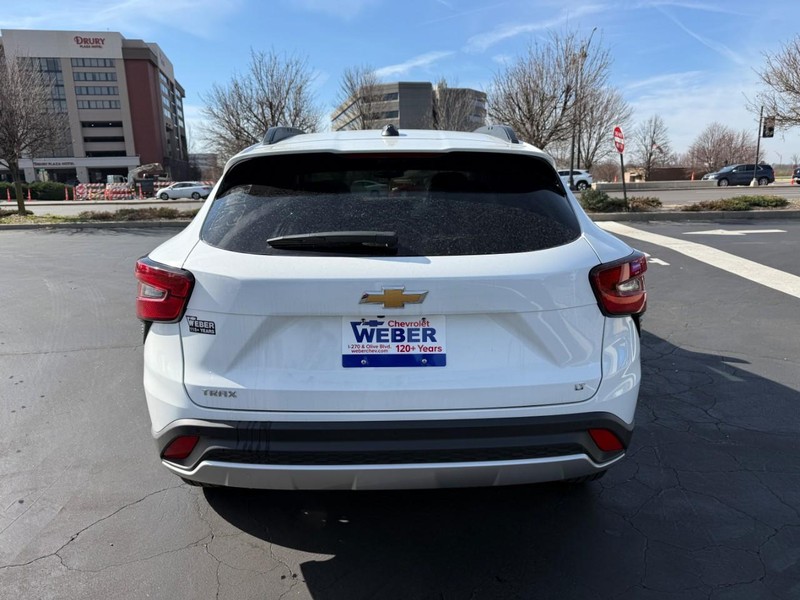 Chevrolet Trax Vehicle Full-screen Gallery Image 6