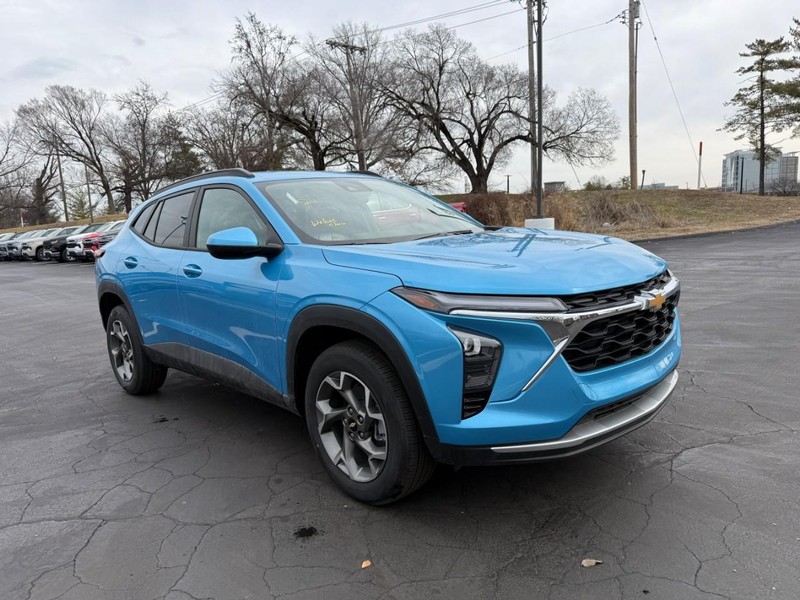 Chevrolet Trax Vehicle Full-screen Gallery Image 9