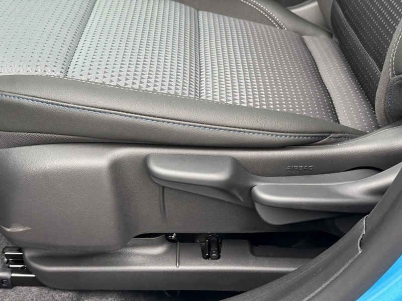 Chevrolet Trax Vehicle Full-screen Gallery Image 18