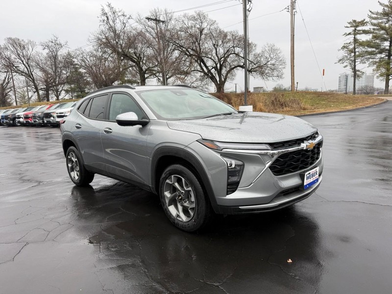 Chevrolet Trax Vehicle Full-screen Gallery Image 8