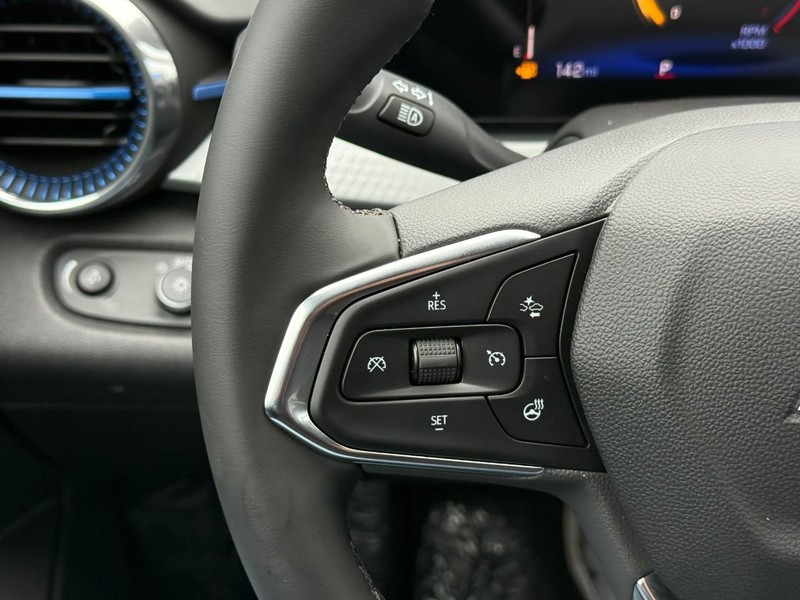 Chevrolet Trax Vehicle Full-screen Gallery Image 17