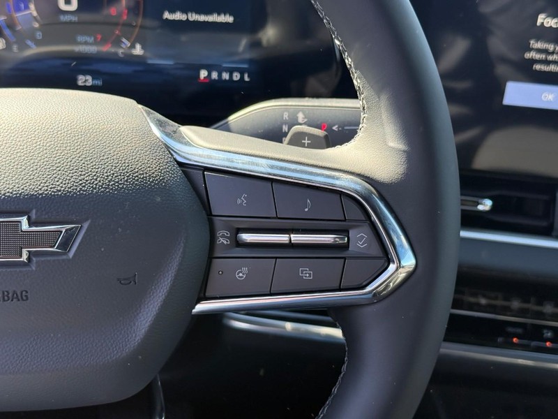 Chevrolet Equinox Vehicle Full-screen Gallery Image 13