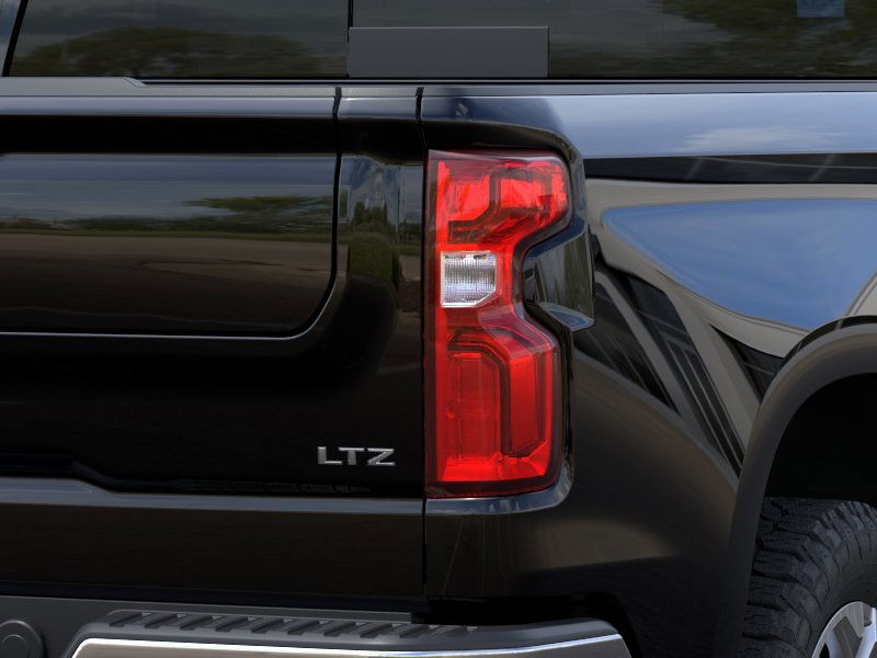 Chevrolet Silverado 1500 Vehicle Full-screen Gallery Image 11